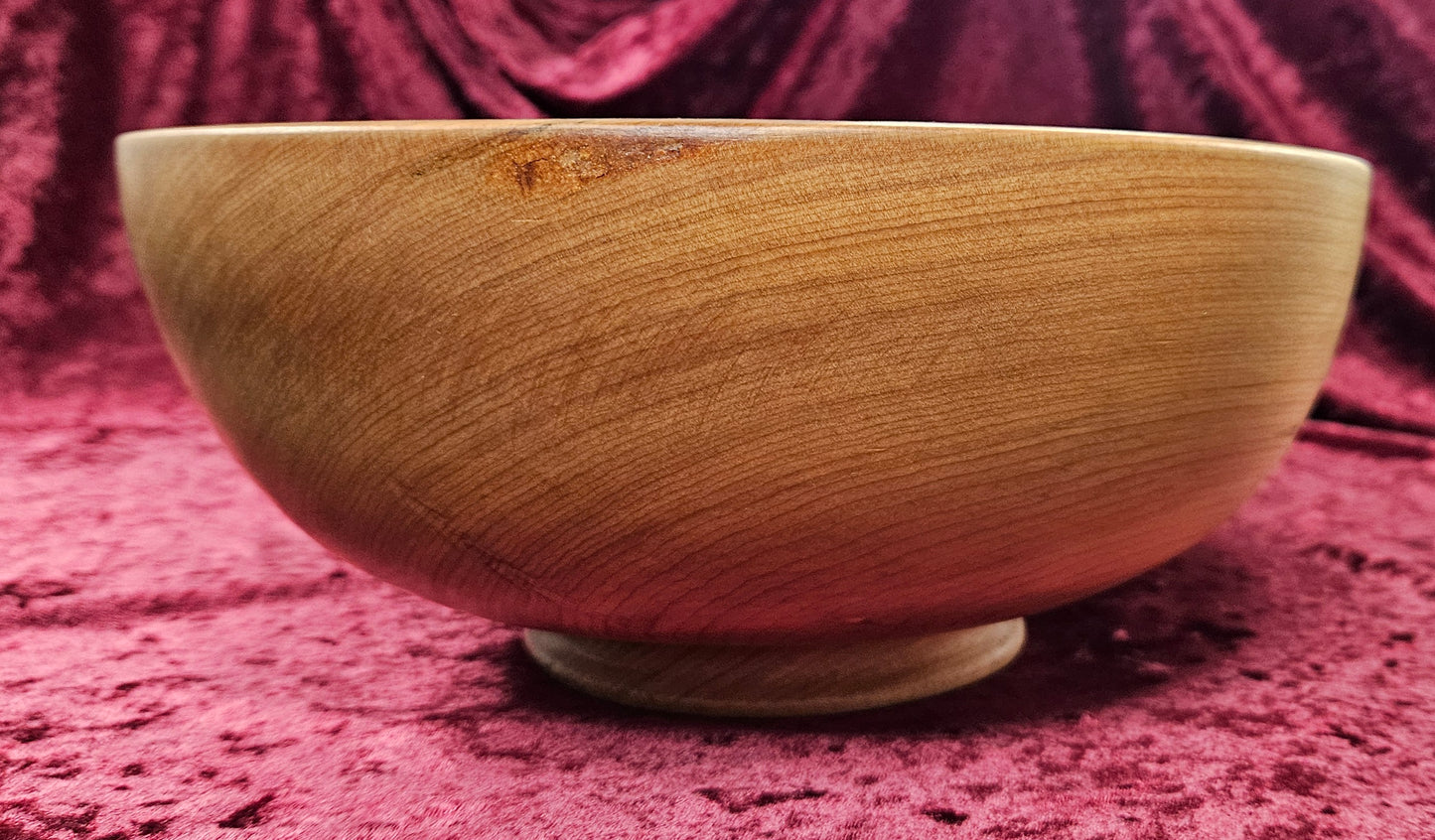 Large Light Coloured Kauri Bowl